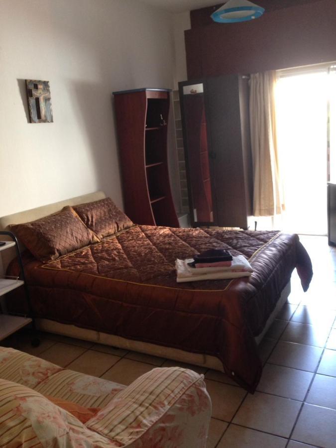 Studio Apartment Larnaca Eksteriør billede