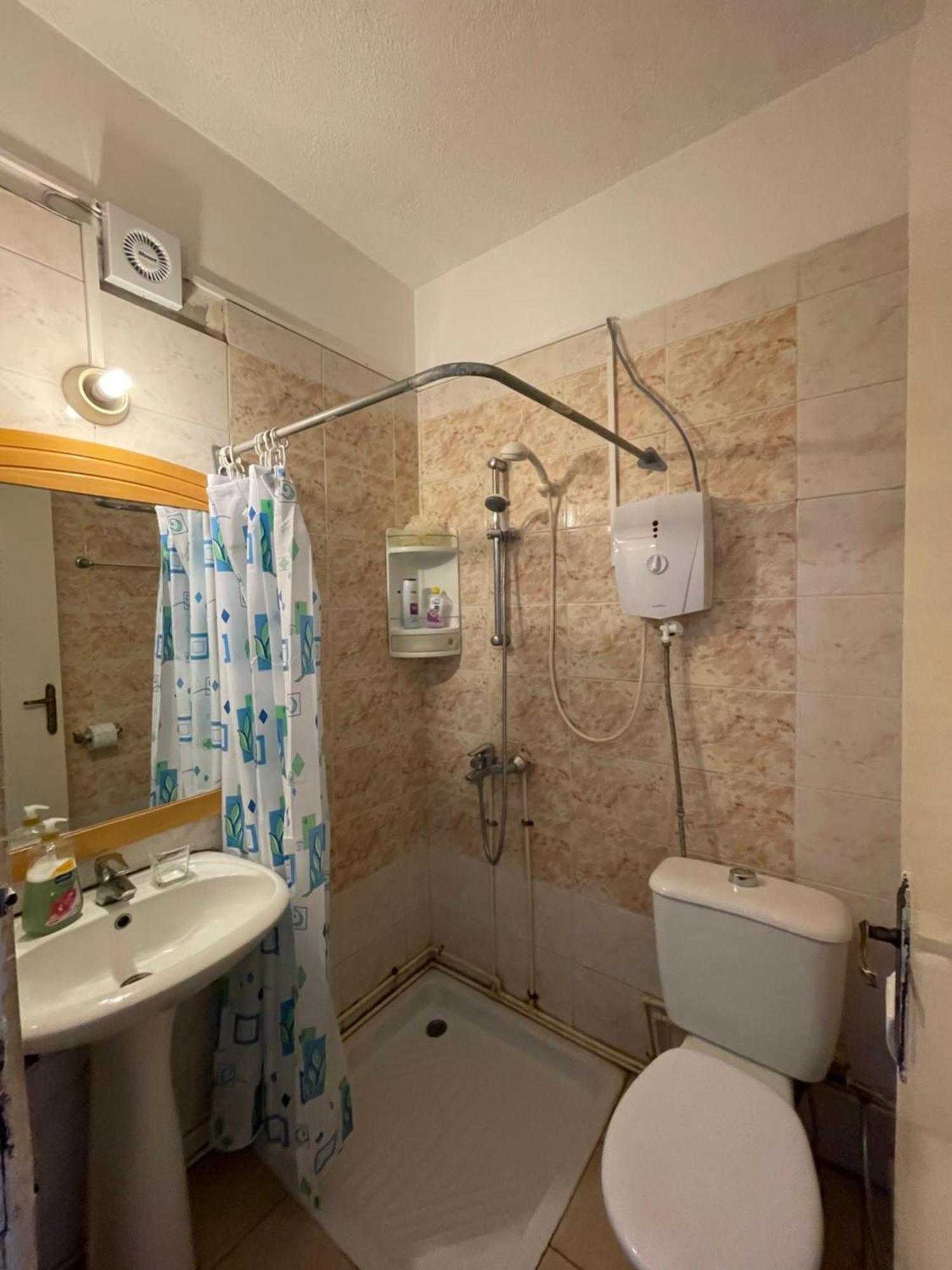 Studio Apartment Larnaca Eksteriør billede